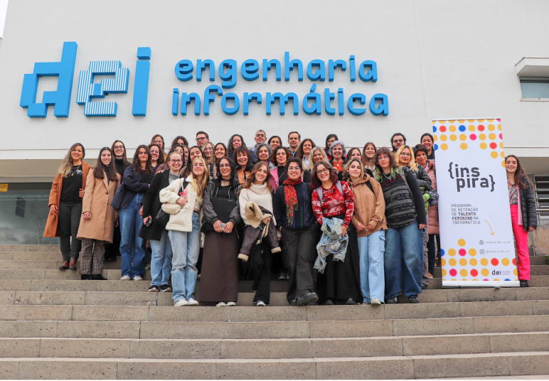 picture of a group of women in front of the informatics department